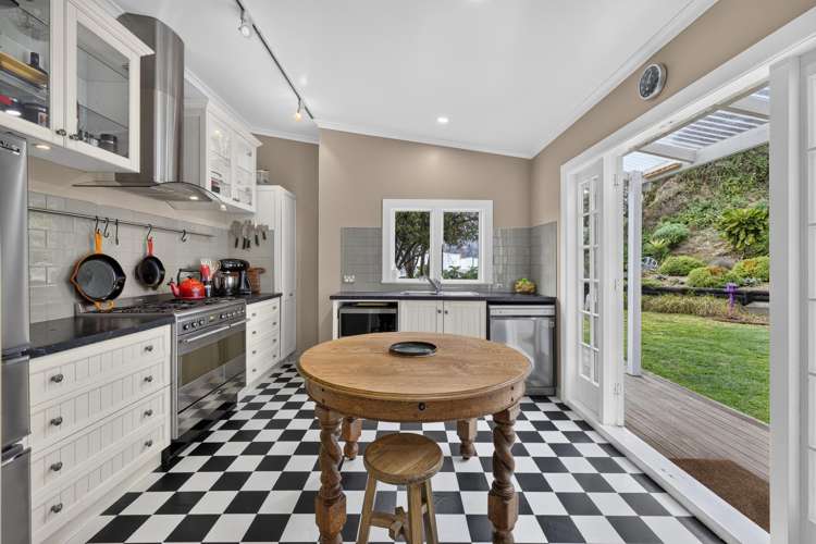 32 Godley Quay Lyttelton_7