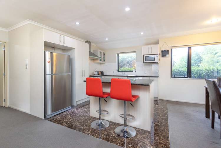 25a Chorley Avenue Massey_21