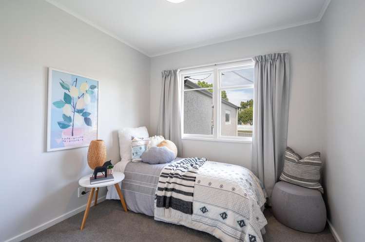 33 Andrew Street Stoke_13