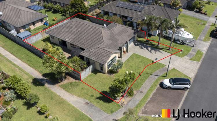 29 Girvan Terrace Wattle Downs_17