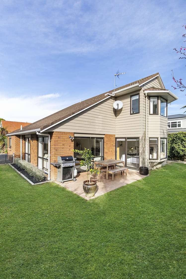 2/15 Queensway Three Kings_16