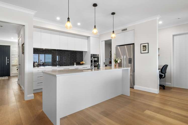 1/2 Kulim Avenue Otumoetai_10