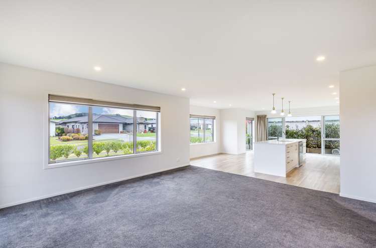 8 The Pheasant Tail Nukuhau_4