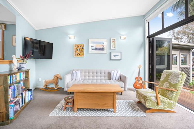 37 Bolton Street Petone_9