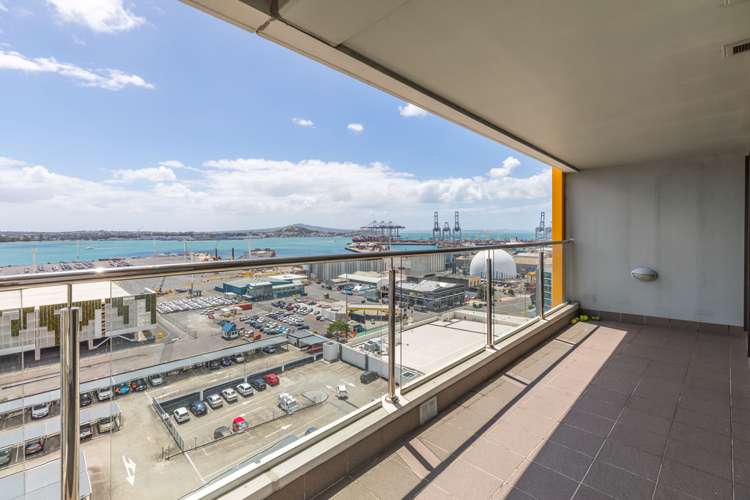 1501/18 Beach Road Auckland Central_3