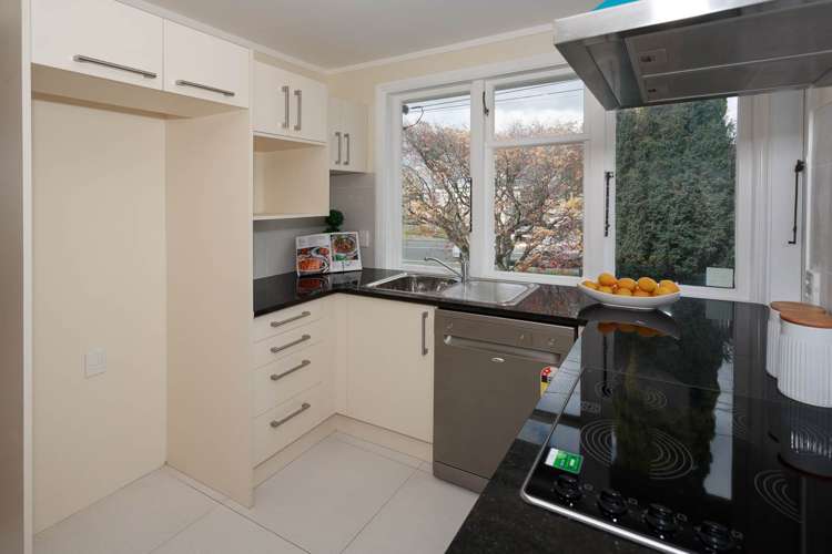 44 Caen Road Panmure_4