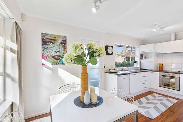 1/38 Woodford Road Mount Eden_2