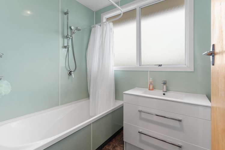 22 Goodall Street Mosgiel_16