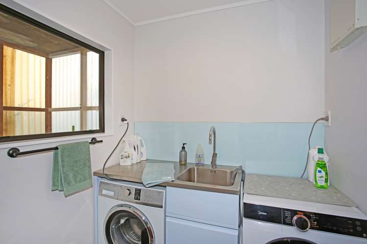 177 Kitchener Road Waiuku_17