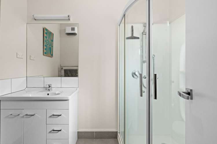 114 Avondale Road Taradale_10