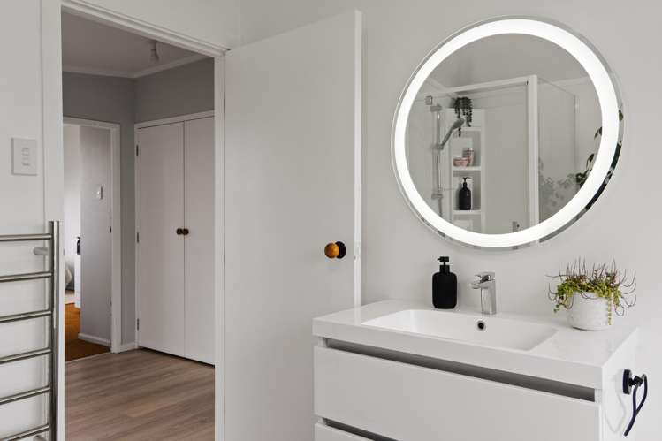 10 Oak Street Mangapapa_12