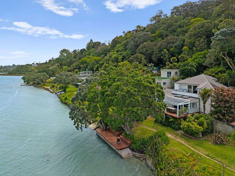 59 Pohutukawa Avenue Shelly Park_0