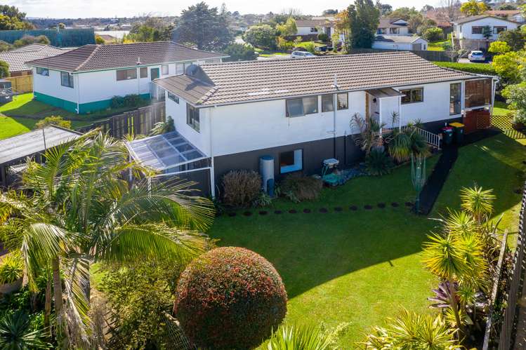 63 Marendellas Drive Bucklands Beach_12