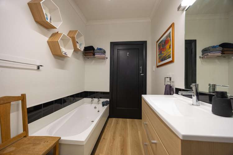 1200 Rangitikei Line Newbury_18