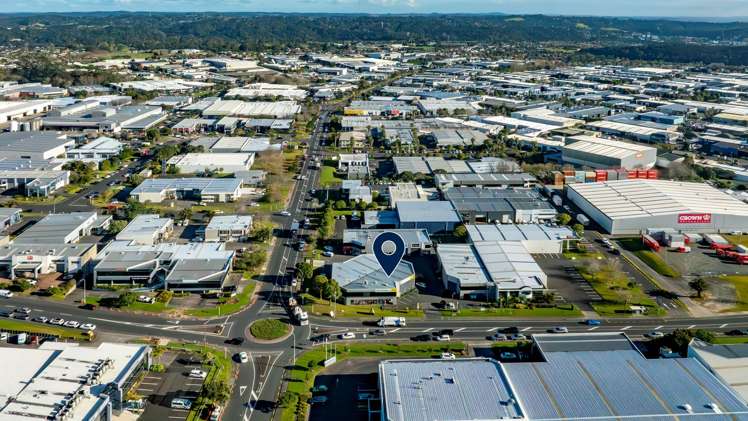 A/3 William Pickering Drive Albany_2