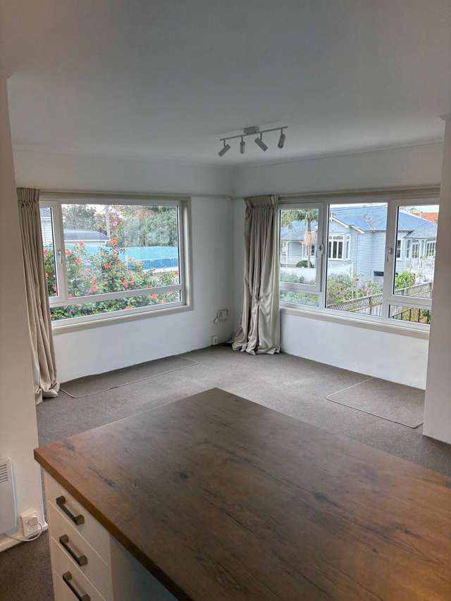 2/71 Church Street Devonport_4