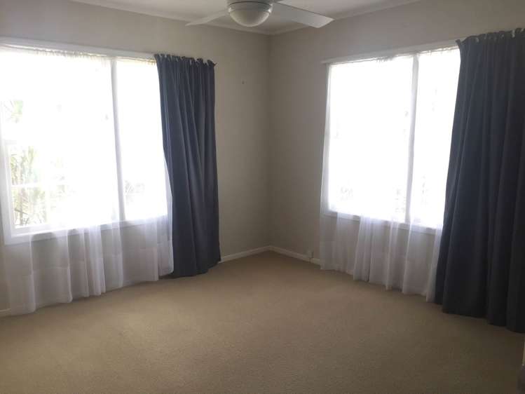 12 Hemsway Place Sunnyhills_16