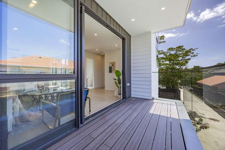 17B&E John Jennings Drive Oteha_14