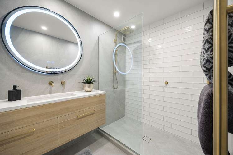 74B Ireland Road Mt Wellington_21