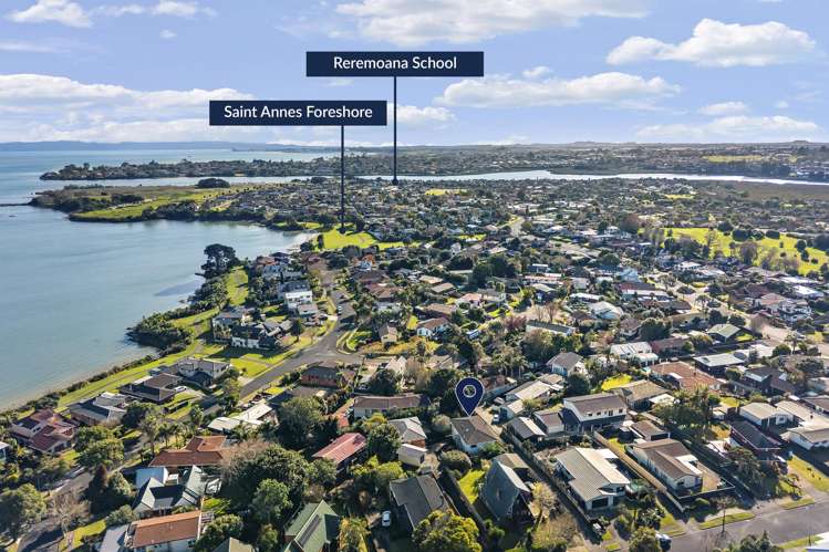 1 and 2/58 St Annes Crescent Wattle Downs_16