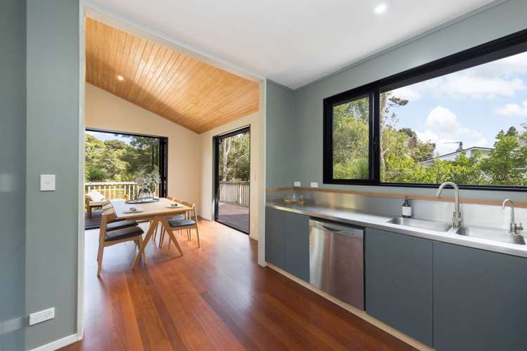 53b Onedin Place Titirangi_16