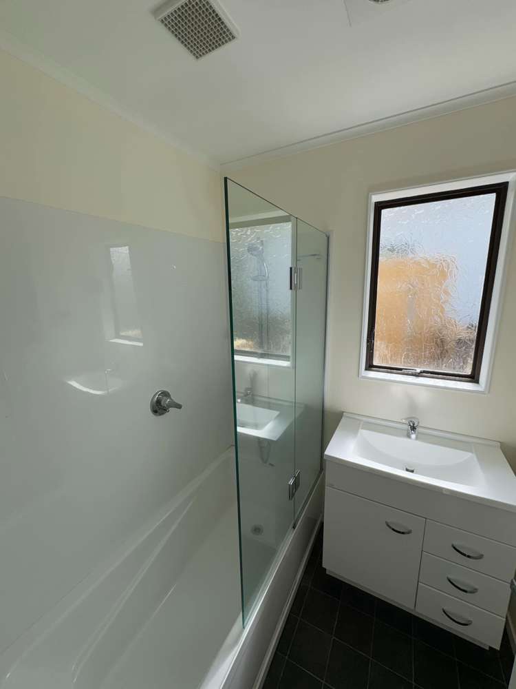 7 Westra View Tawa_15