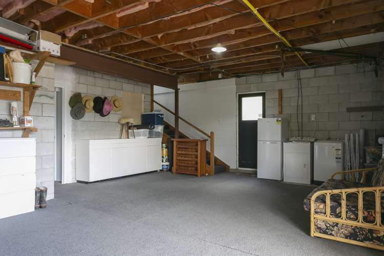 1/16 Sunset Street Hilltop_23