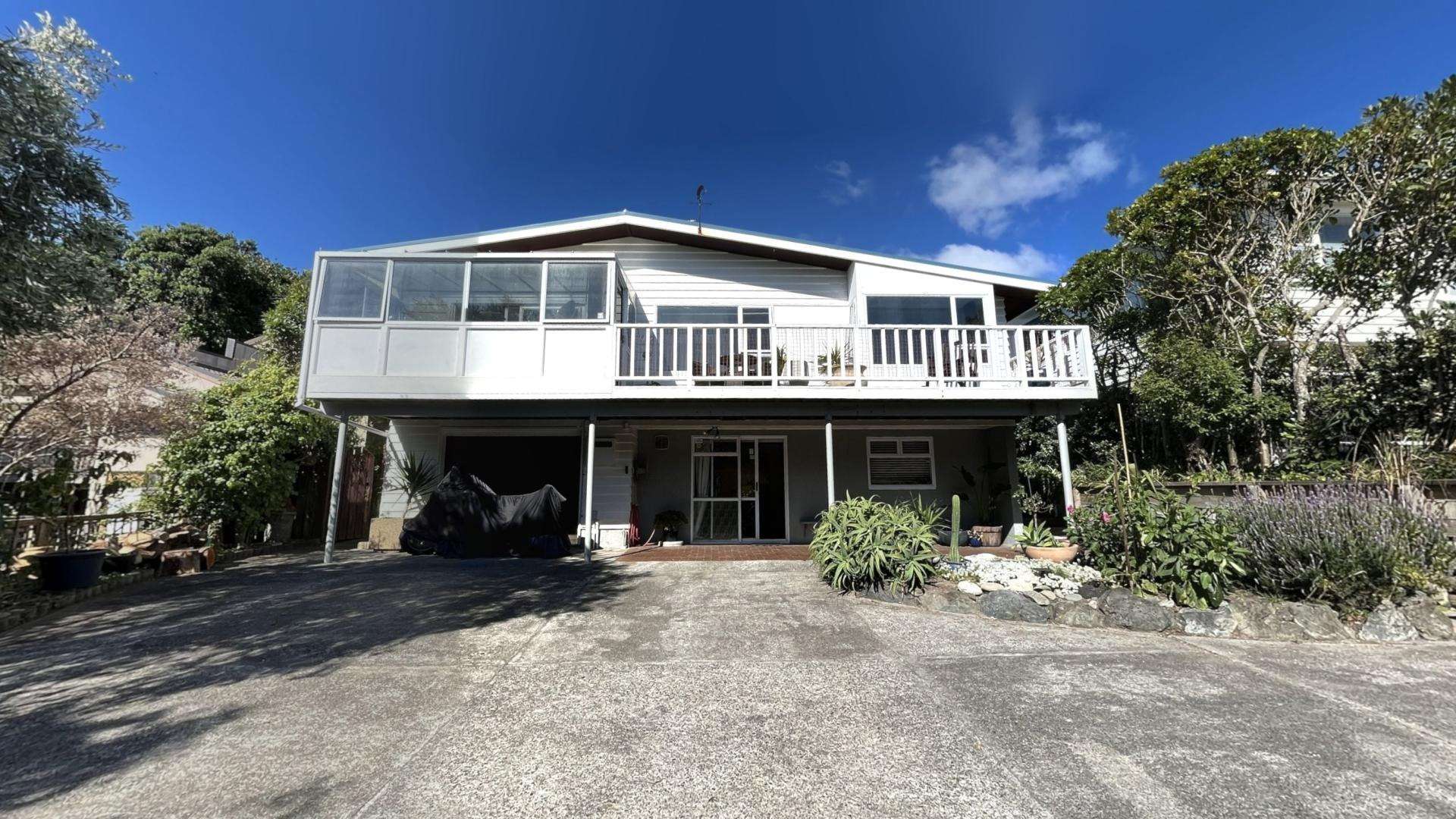 22 Pukerua Beach Road Pukerua Bay_0