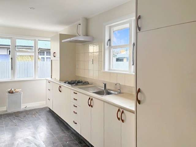 46 Brucefield Avenue 1437_2