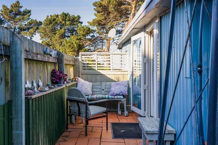 8 Chamberlain Avenue Amberley_16