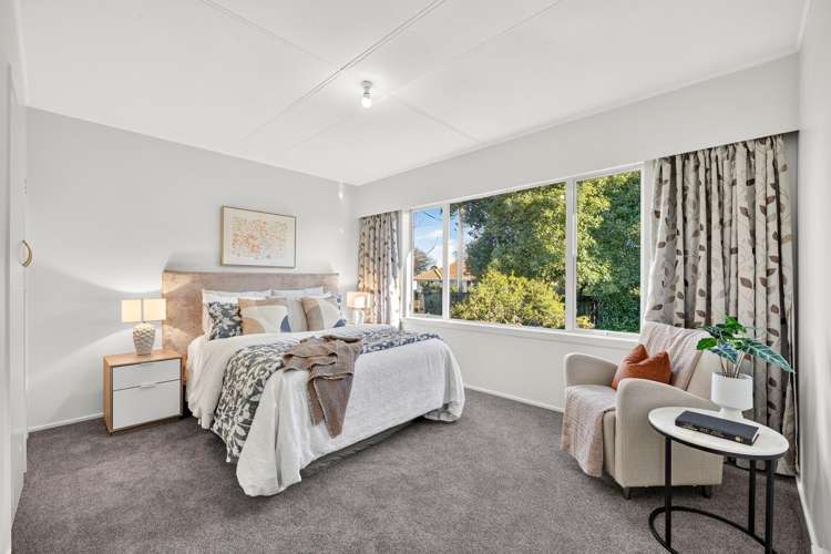 29 Neale Avenue Stoke_11