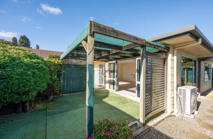 5a Parkers Road_0