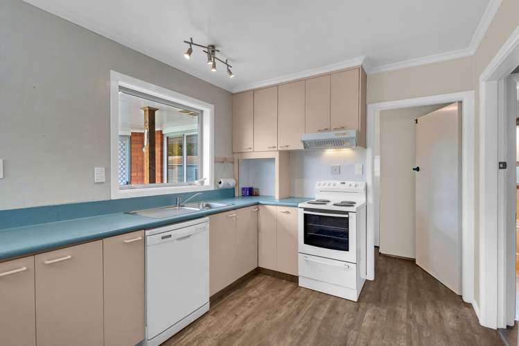 39 Warblington Street Aranui_9