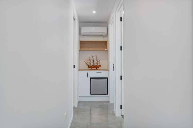 31 Longreach Drive Cooks Beach_12