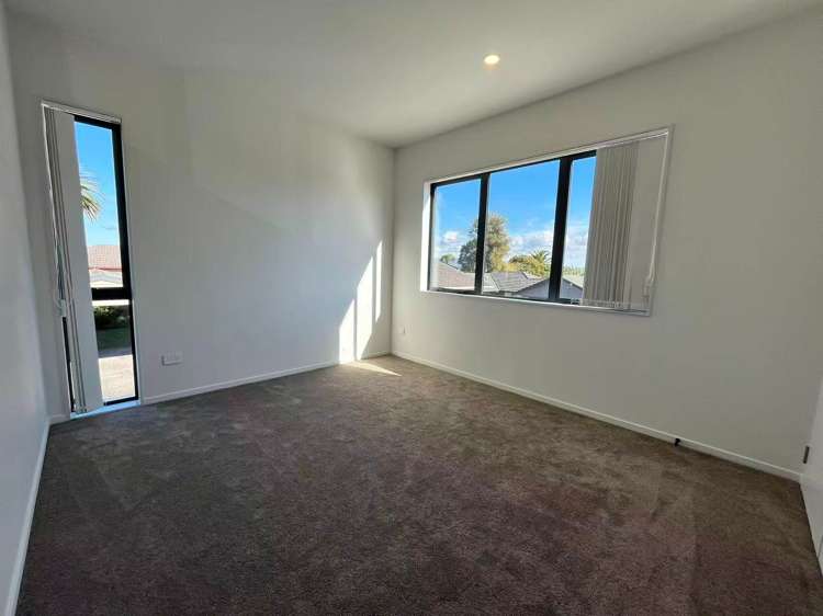 6/234 Te Atatu Road Te Atatu South_9
