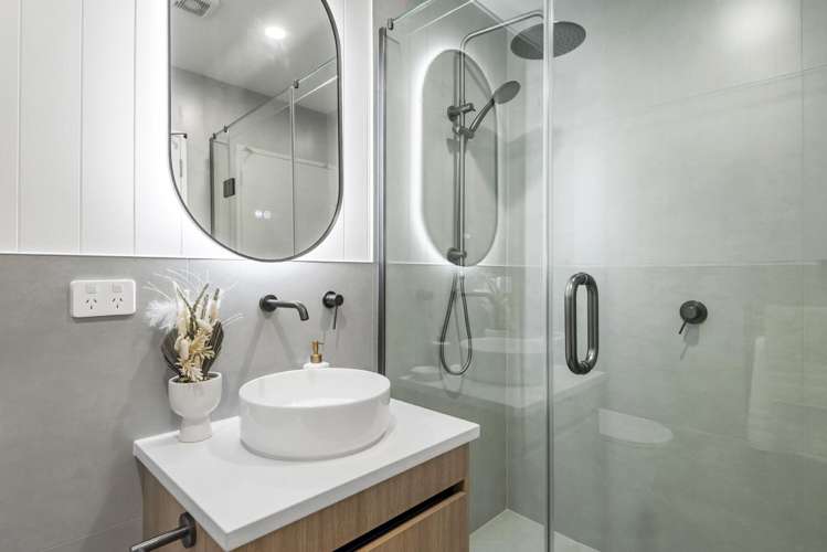 16 Handley Avenue Narrow Neck_10