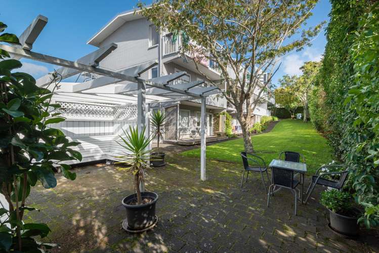 9/5 Orakei Road Remuera_6