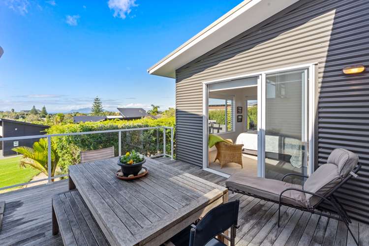 79 Hauraki Road Leigh_19