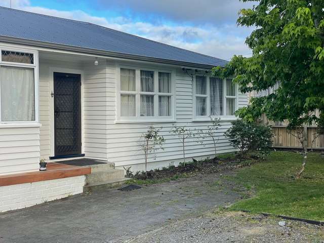 101 Flanshaw Road Te Atatu South_1