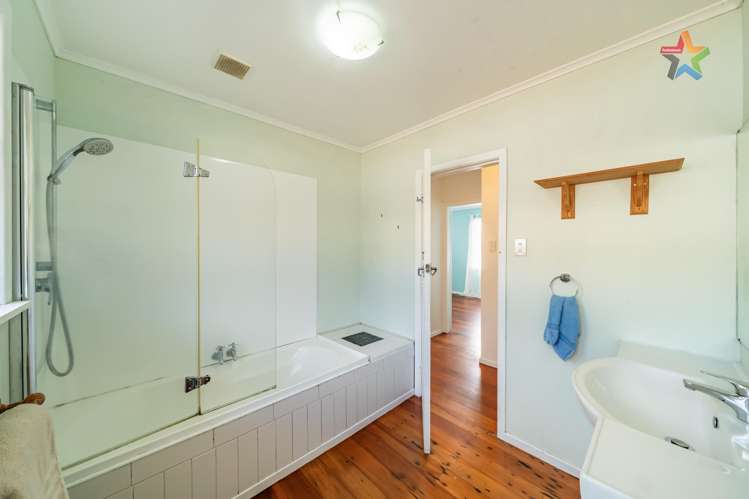 58 Lees Grove Wainuiomata_9