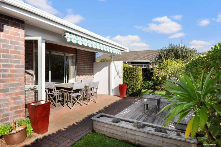 51 The Grove Red Beach_8