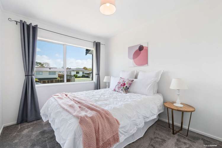 14 Moncrieff Avenue Clendon Park_9