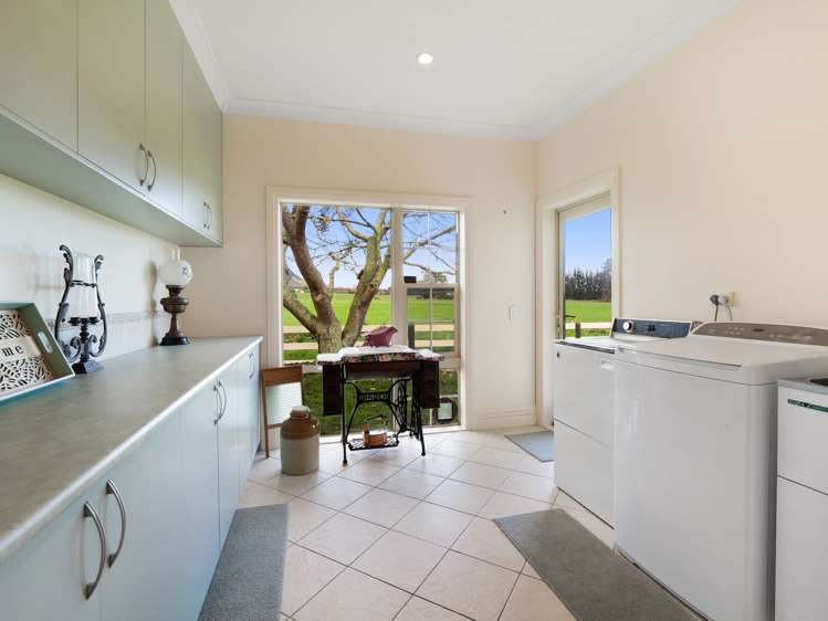 108 Gear Road Te Horo_26