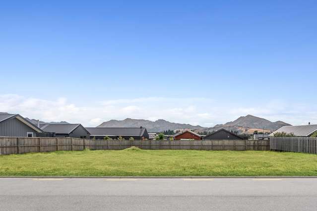 6 Bargour Street Wanaka_1