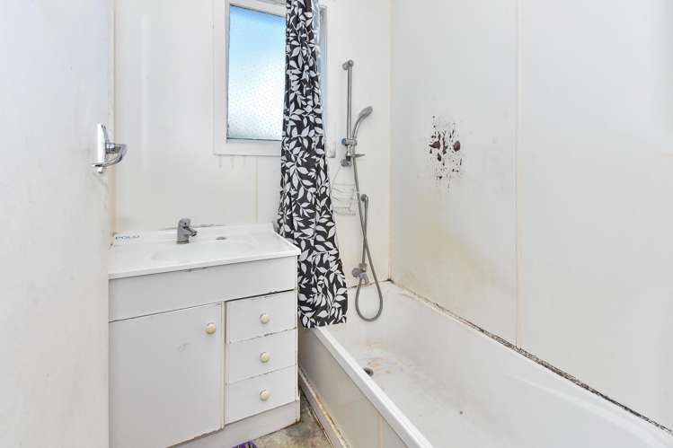 30 President Avenue Papakura_5