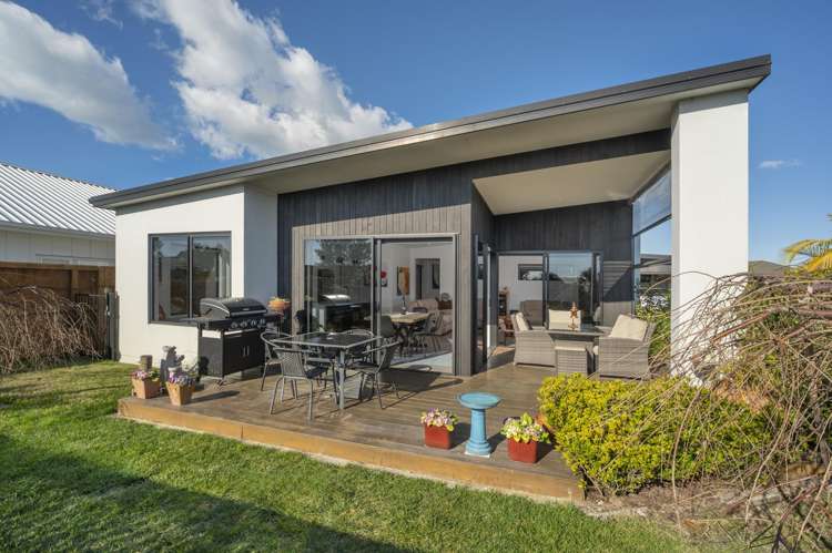 57 Awatira Drive Papamoa_21