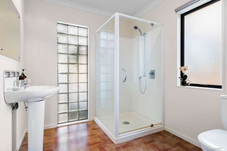 33 Isabella Drive Pukekohe_14