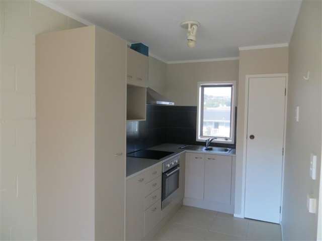 8/773 Beach Road 1607_1