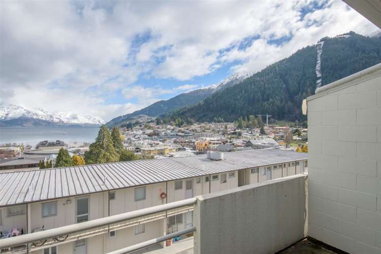 75n Ballarat Street Queenstown_11