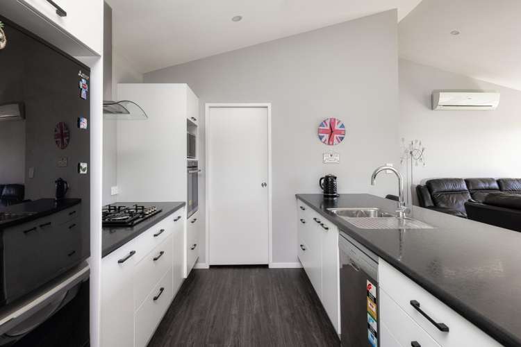 65 Hereford Road Oropi_7